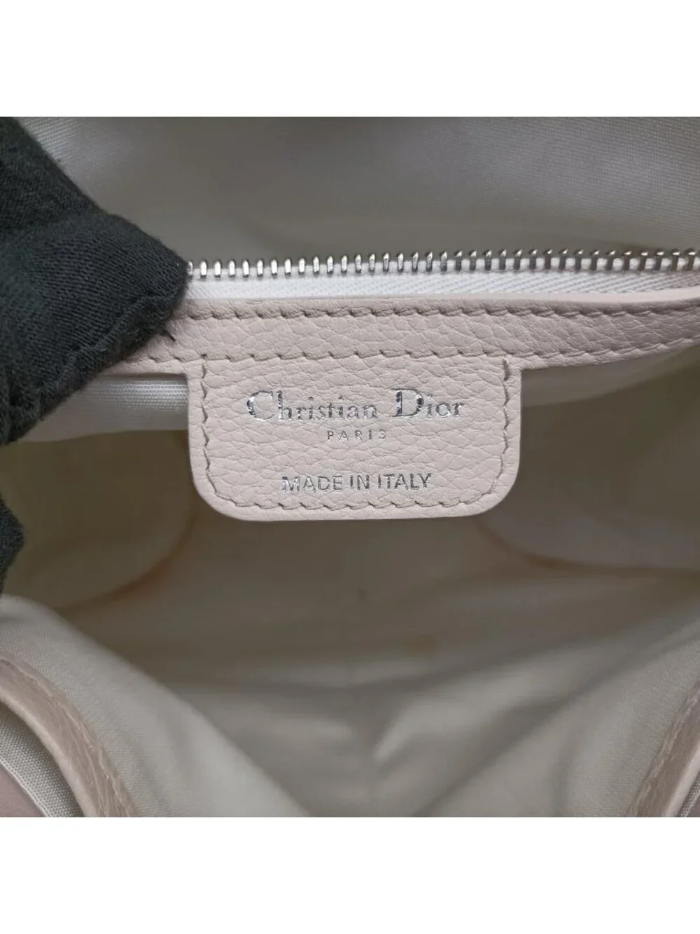 Dior 61 Hobo White Leather 17 BO